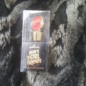 Hallmark. "Be Kind Re Wine" bottle stopper. New